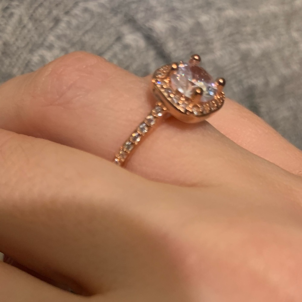 FREE WITH BUNDLE! Rose Gold - Halo setting / cubic zirconia ring